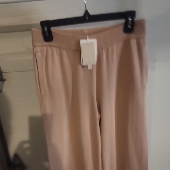 Barefoot Dreams Sunbleached Seamed Pants Size XS - Picture 7 of 7